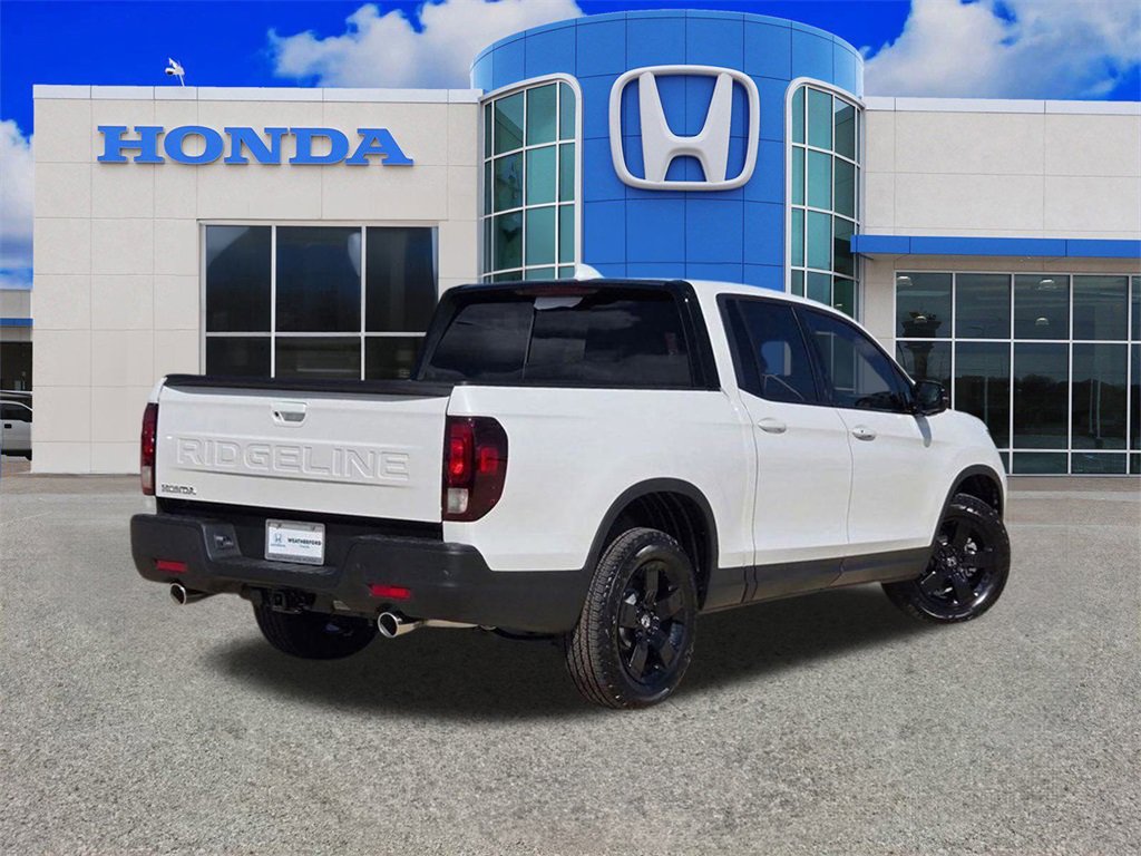 New 2026 Honda Ridgeline Black Edition image 3