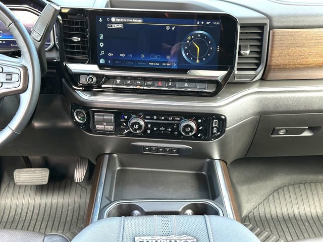 Used 2025 Chevrolet Silverado 2500 High Country w/ High Country Premium Package AWD/4WD image 27