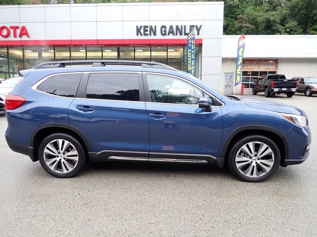 Used 2022 Subaru Ascent Limited w/ Technology Package AWD/4WD image 2