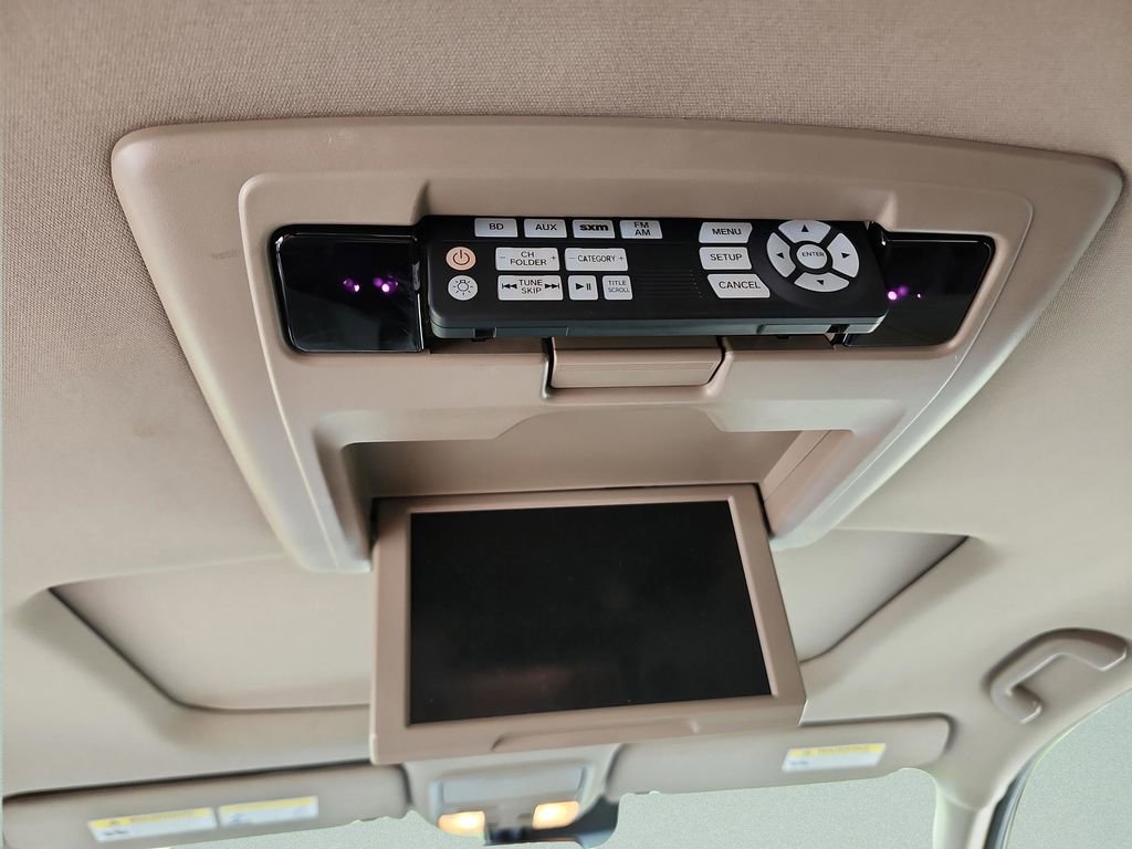 Used 2017 Honda Pilot Touring image 36