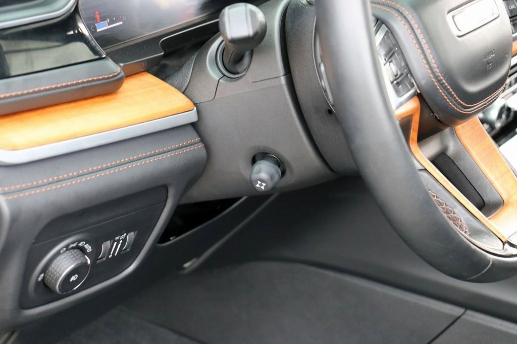 Used 2022 Jeep Grand Cherokee Summit image 22