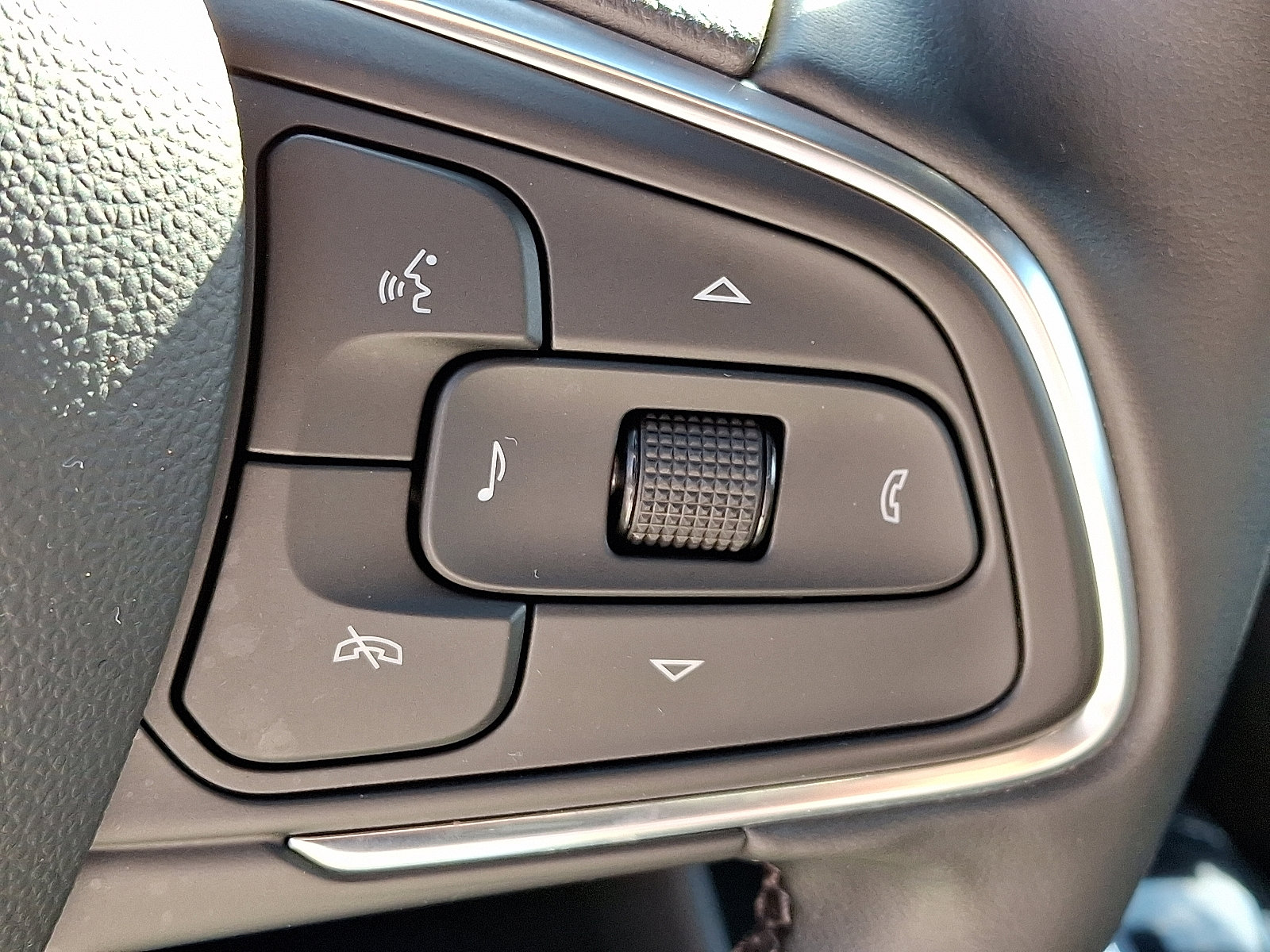 Used 2024 Buick Envista Sport Touring w/ Convenience I Package image 20