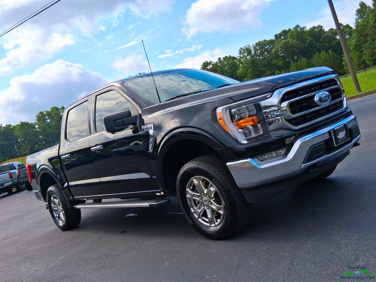 Used 2022 Ford F150 XLT w/ Equipment Group 302A High AWD/4WD image 25