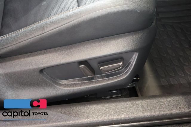 Certified 2026 Toyota Camry Hybrid AWD/4WD image 28
