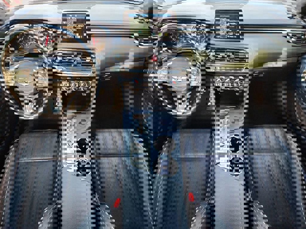 Used 2019 Genesis G70 3.3T Advanced w/ Elite Package image 10