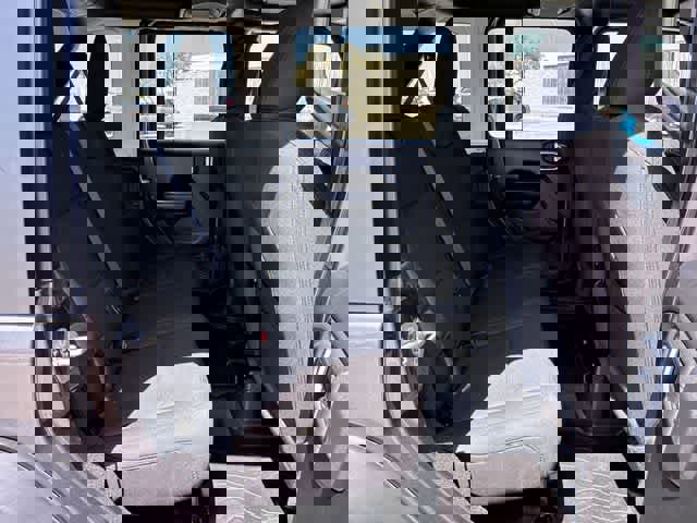 Used 2022 Jeep Wrangler Unlimited Sport image 22