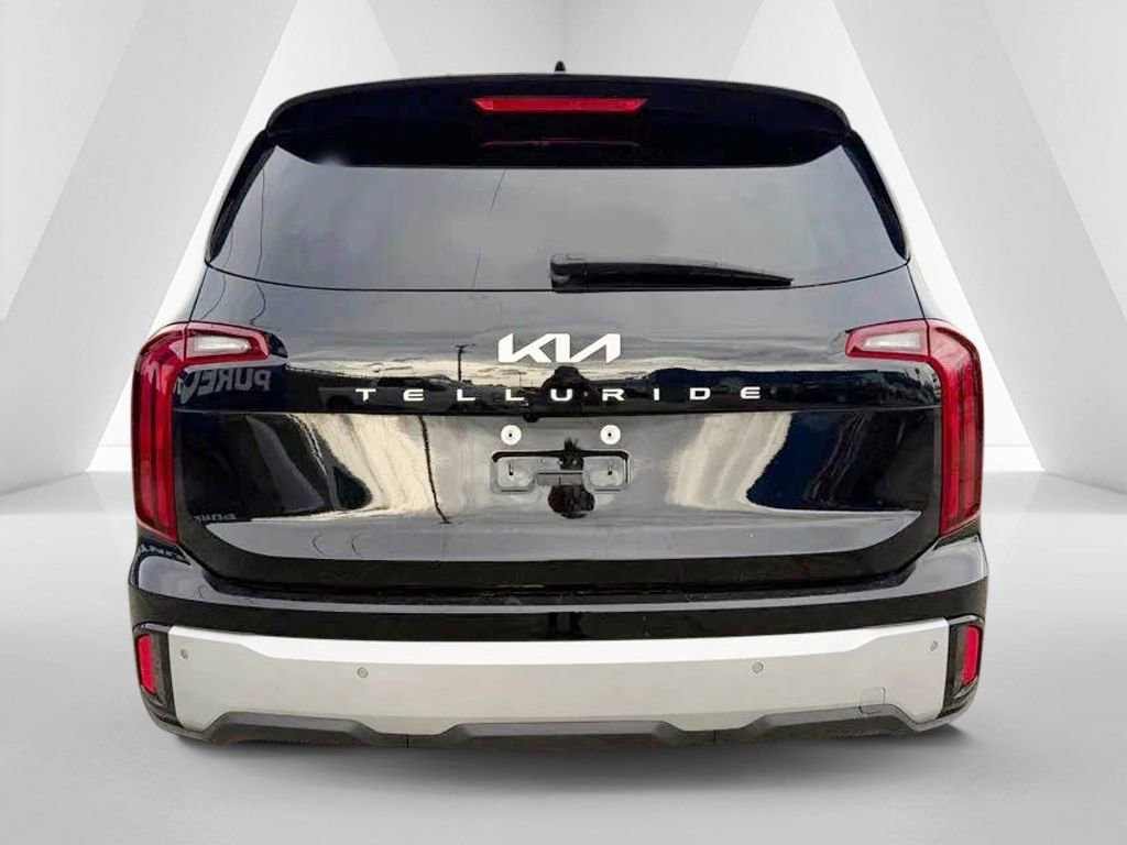 Used 2024 Kia Telluride LX image 5