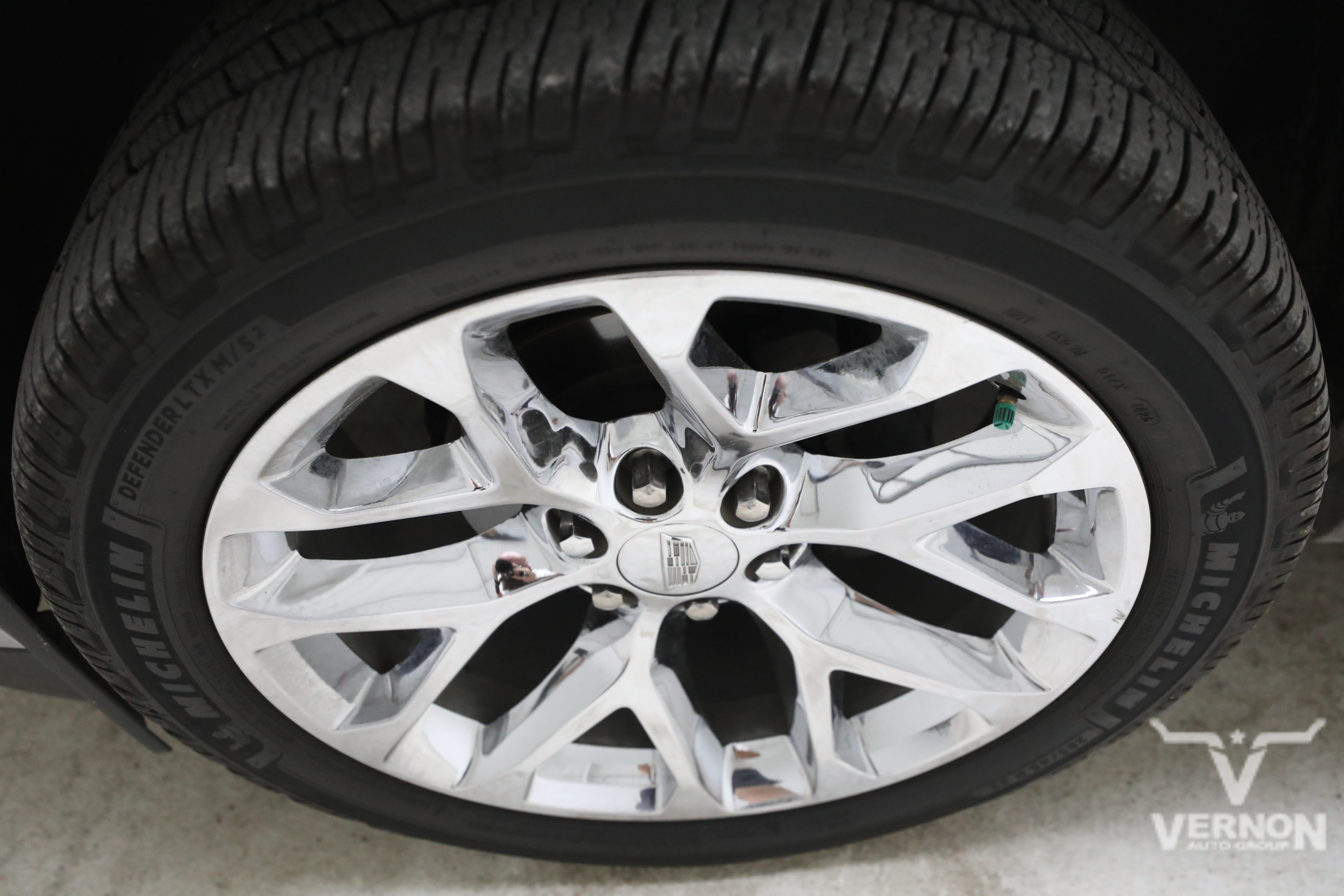 Used 2015 Cadillac Escalade ESV Luxury RWD image 10