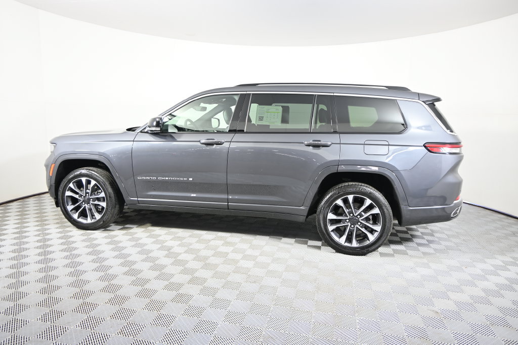 Used 2023 Jeep Grand Cherokee L Overland AWD/4WD image 3