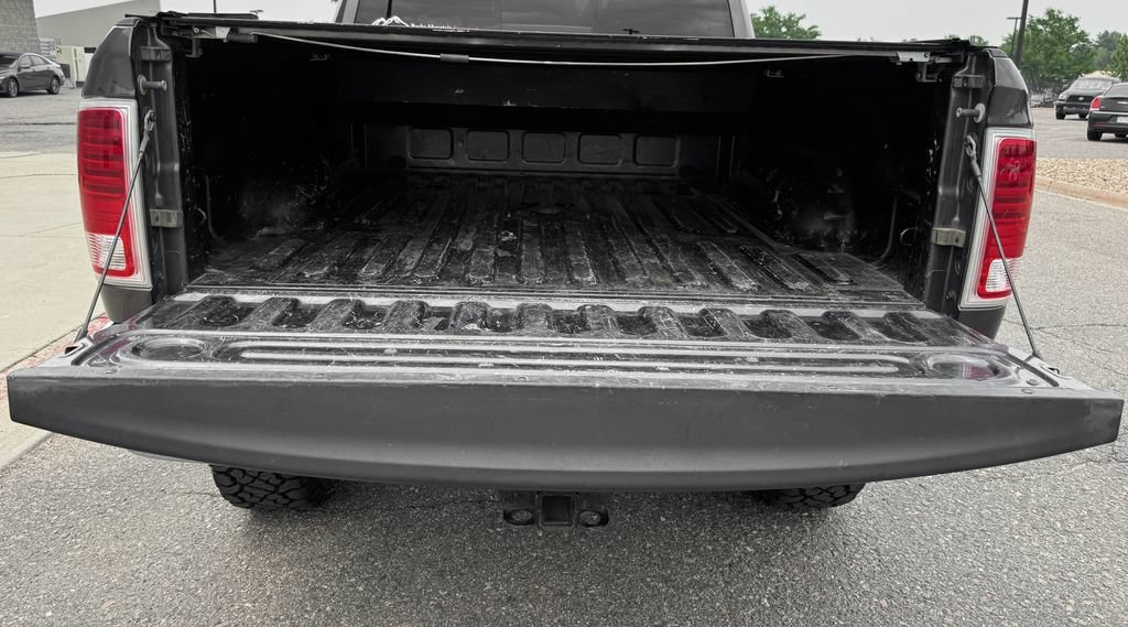 Used 2017 RAM 2500 Laramie w/ Convenience Group AWD/4WD image 10