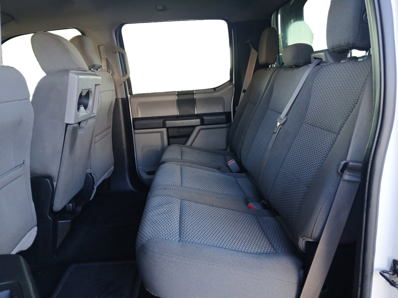 Used 2017 Ford F150 XLT image 13