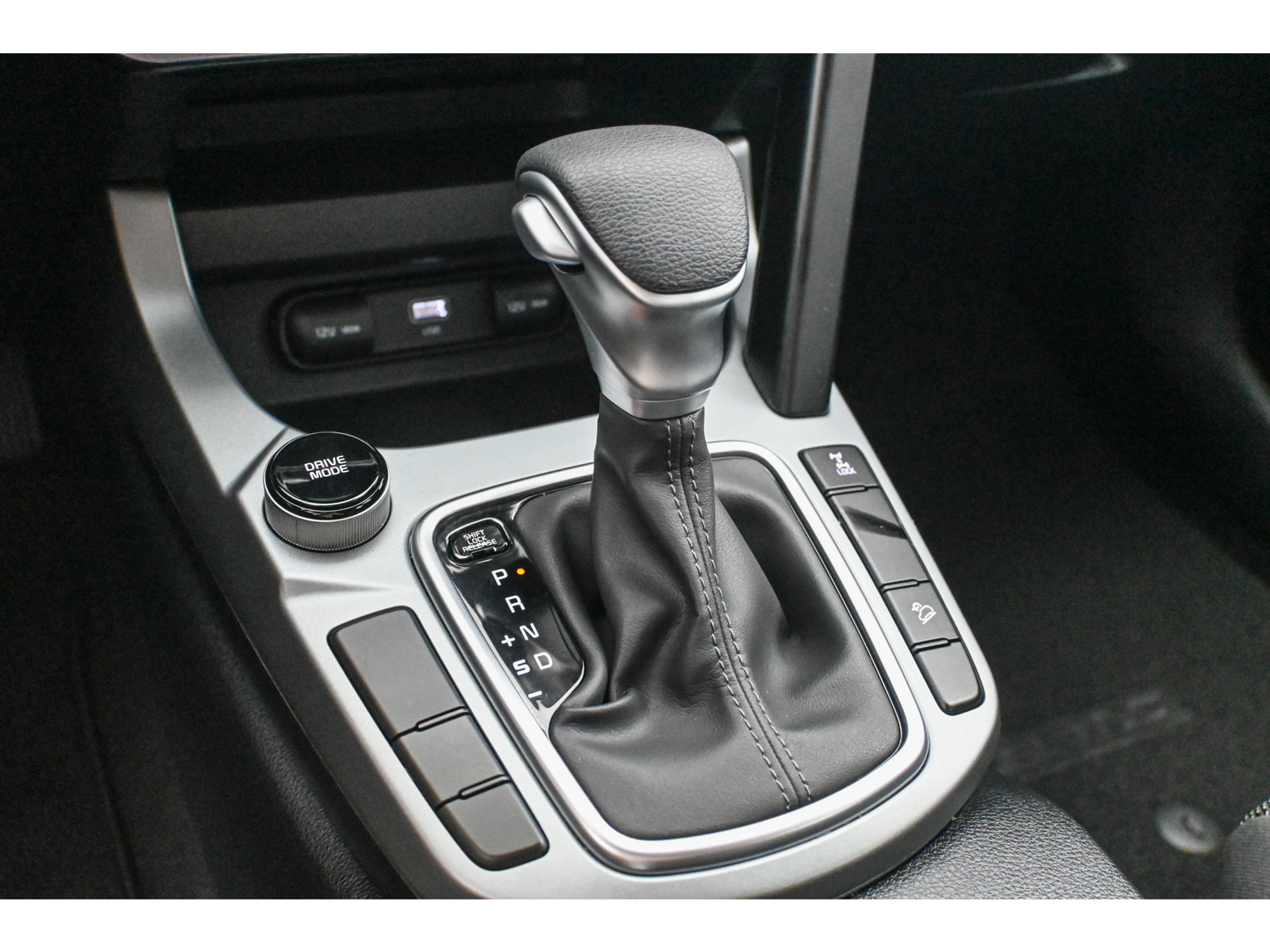 Certified 2025 Kia Seltos LX AWD/4WD image 14