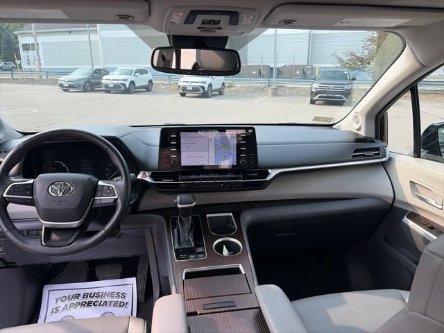 Used 2021 Toyota Sienna XLE w/ XLE Plus Package AWD/4WD image 29