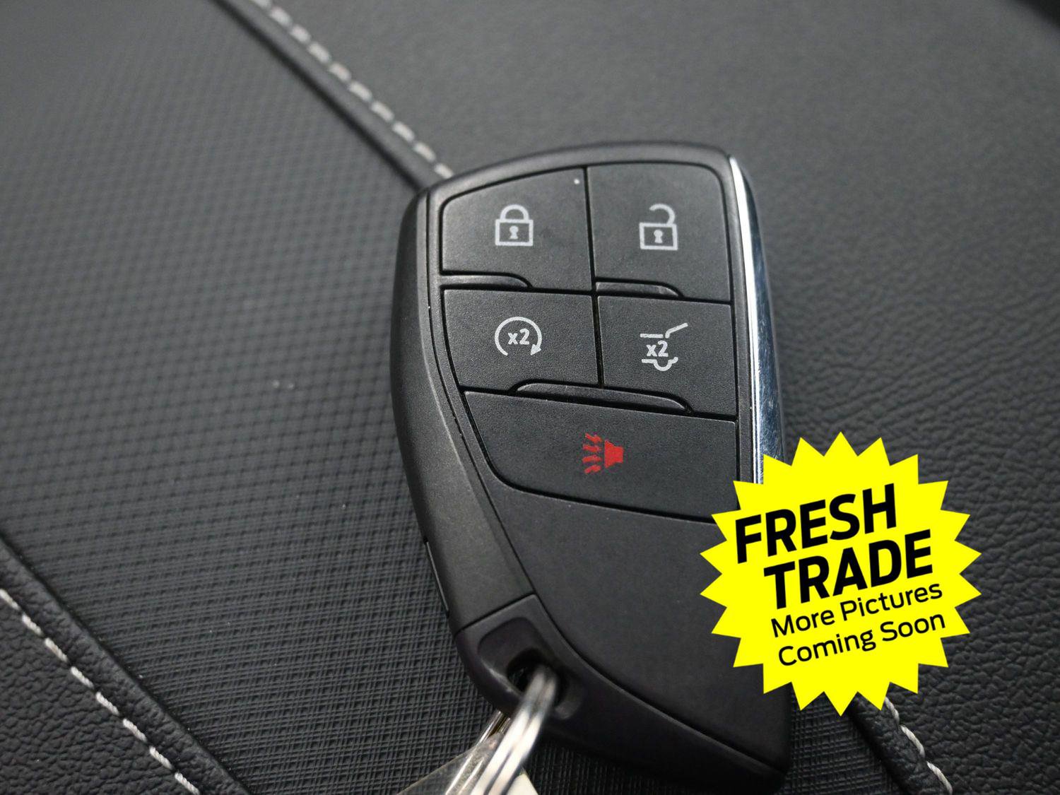 Used 2024 Chevrolet Traverse RS image 39