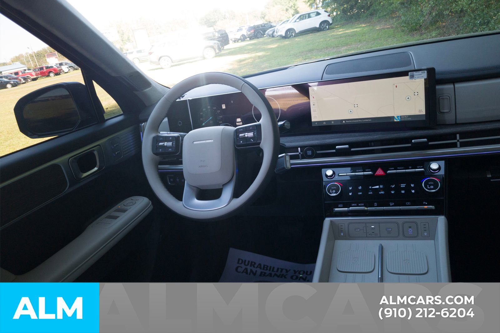 Used 2025 Hyundai Santa Fe Calligraphy image 23