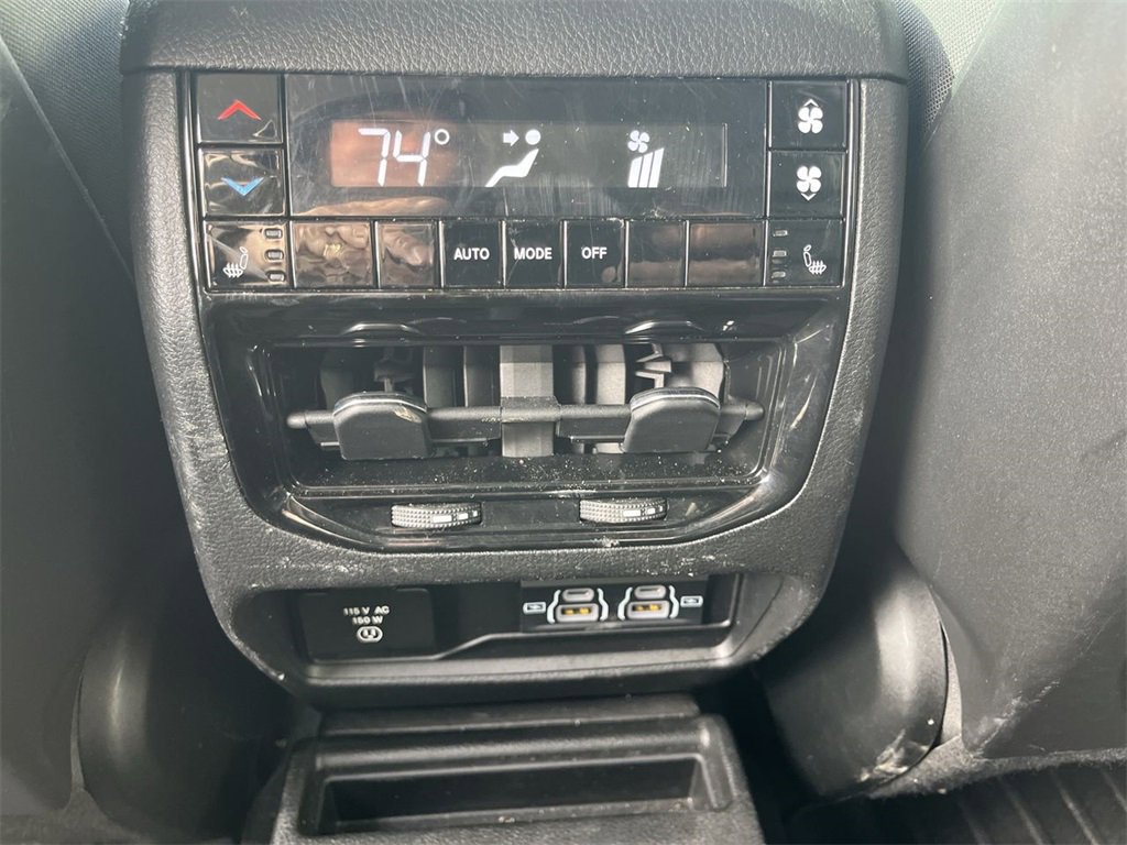 Used 2021 Jeep Grand Cherokee L Limited image 20