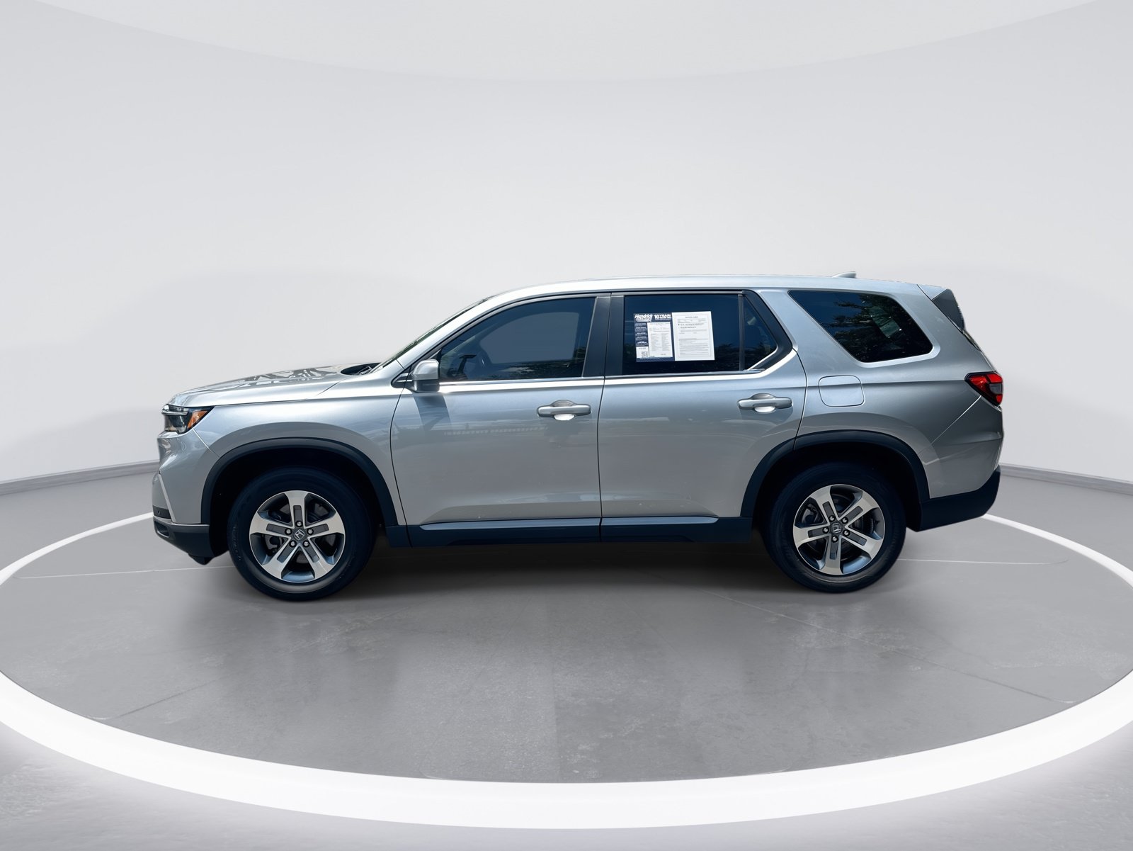 Used 2023 Honda Pilot EX-L image 6