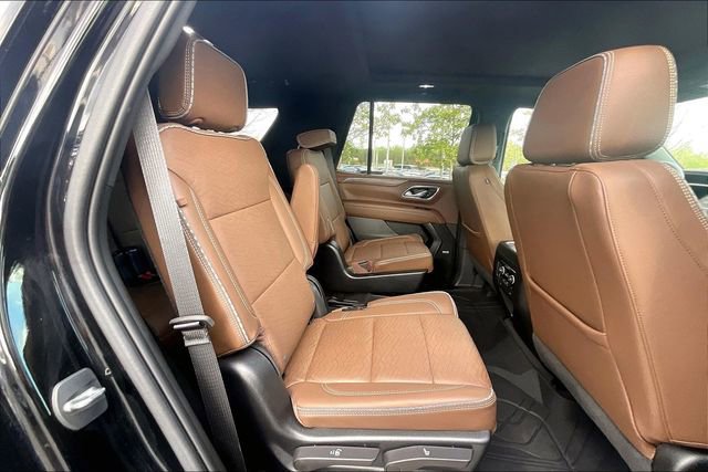 Used 2023 Chevrolet Tahoe High Country w/ Premium Package AWD/4WD image 27