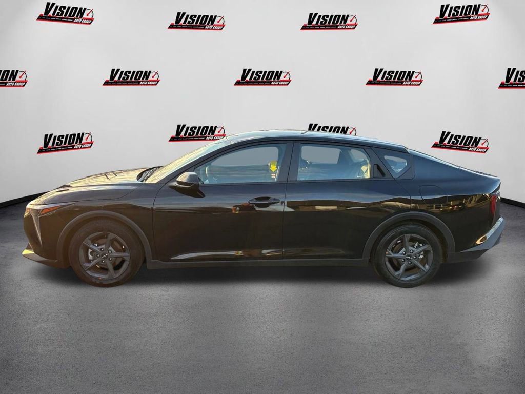 Certified 2025 Kia K4 LXS image 8