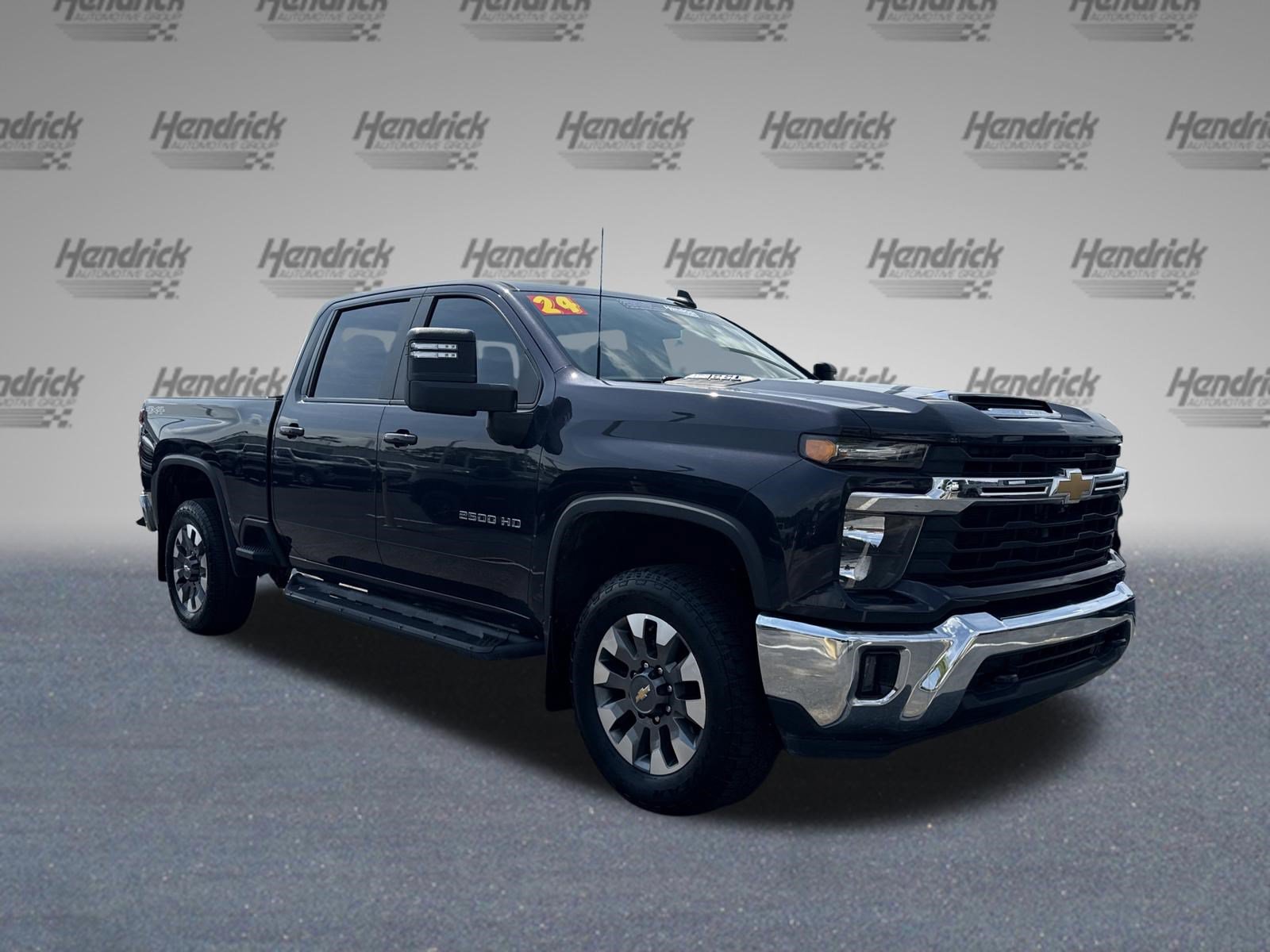 Used 2024 Chevrolet Silverado 2500 LT w/ All Star Edition AWD/4WD image 2