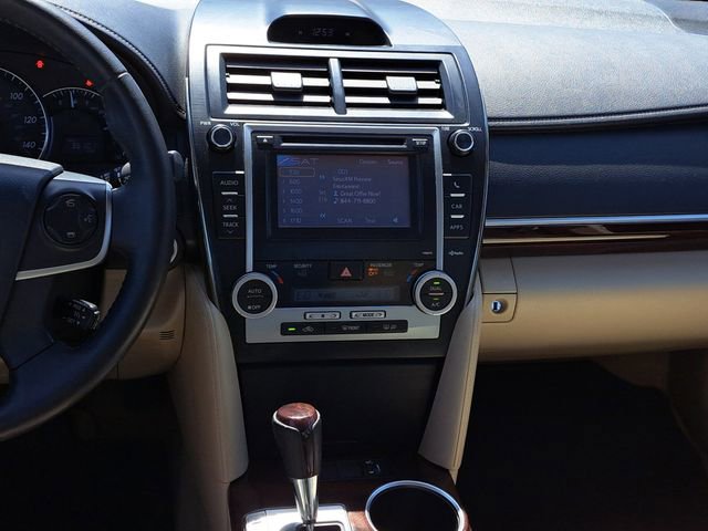 Used 2013 Toyota Camry XLE w/ Leather Pkg FWD image 24