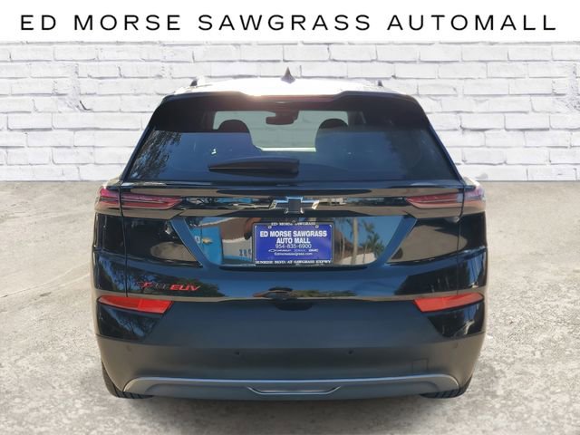 Used 2023 Chevrolet Bolt EUV LT w/ Convenience Package image 3