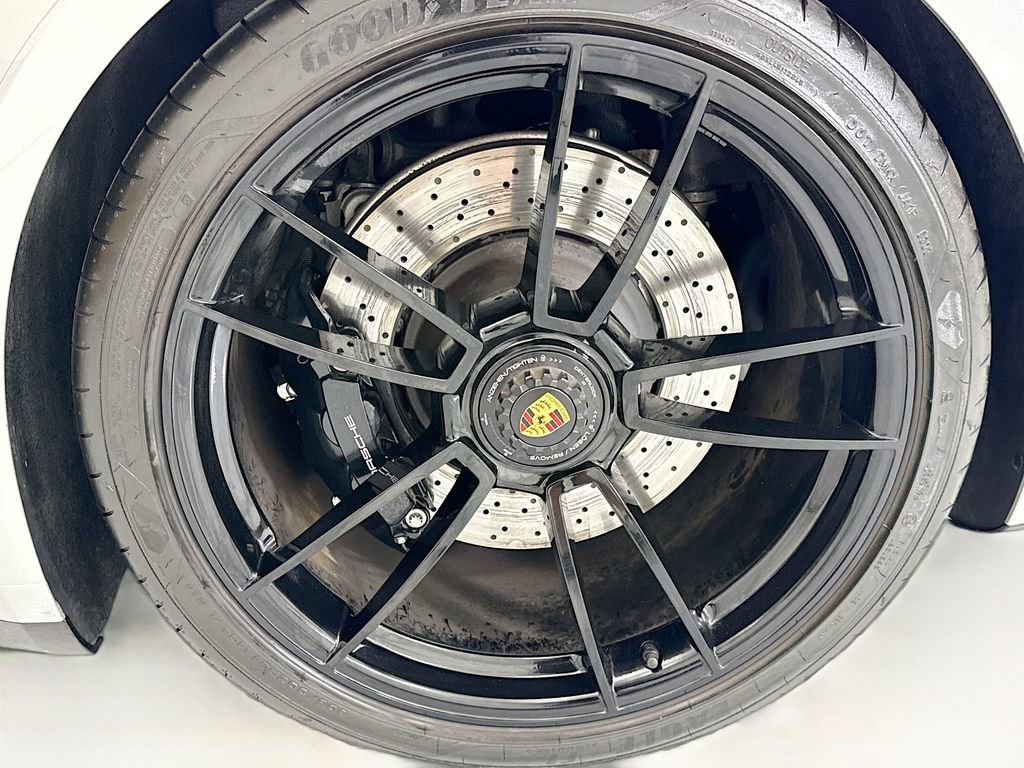 Used 2022 Porsche 911 Carrera S RWD image 27