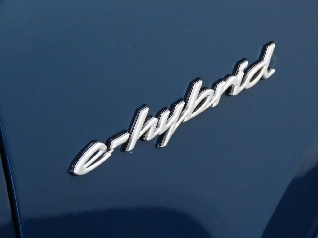 Certified 2026 Porsche Cayenne S AWD/4WD image 13