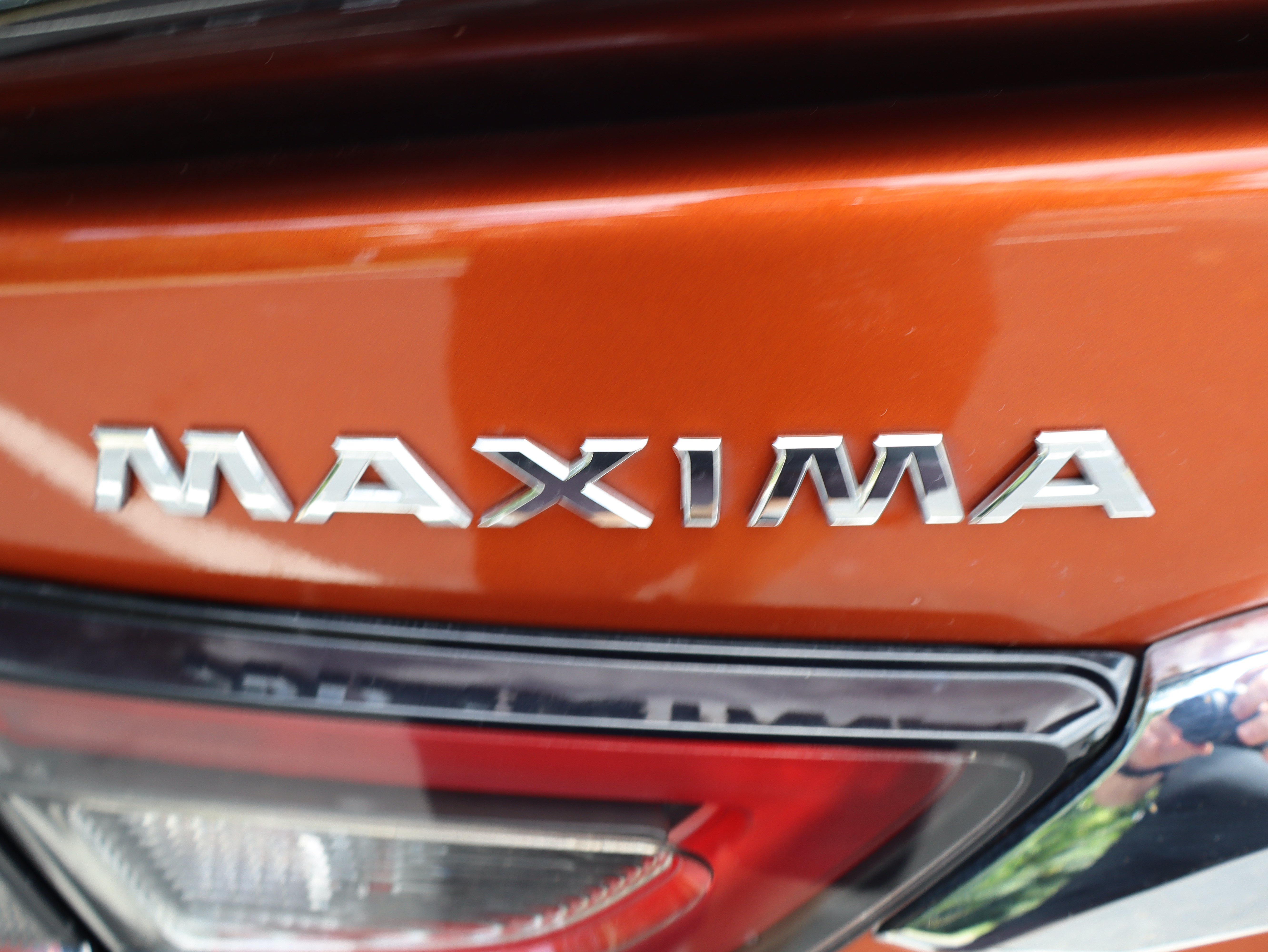 Used 2020 Nissan Maxima SR w/ Sport Mat Group FWD image 36