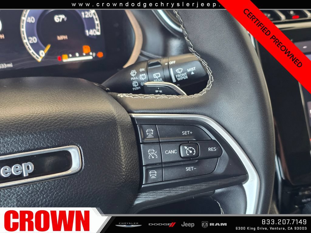 Used 2024 Jeep Grand Cherokee Laredo AWD/4WD image 30