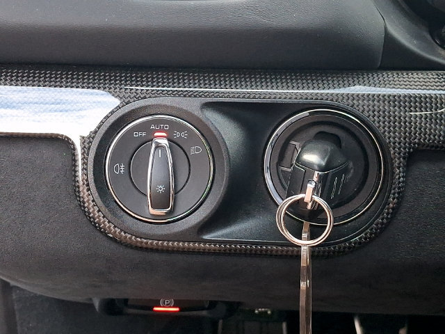 Used 2016 Porsche Cayman GT4 RWD image 25