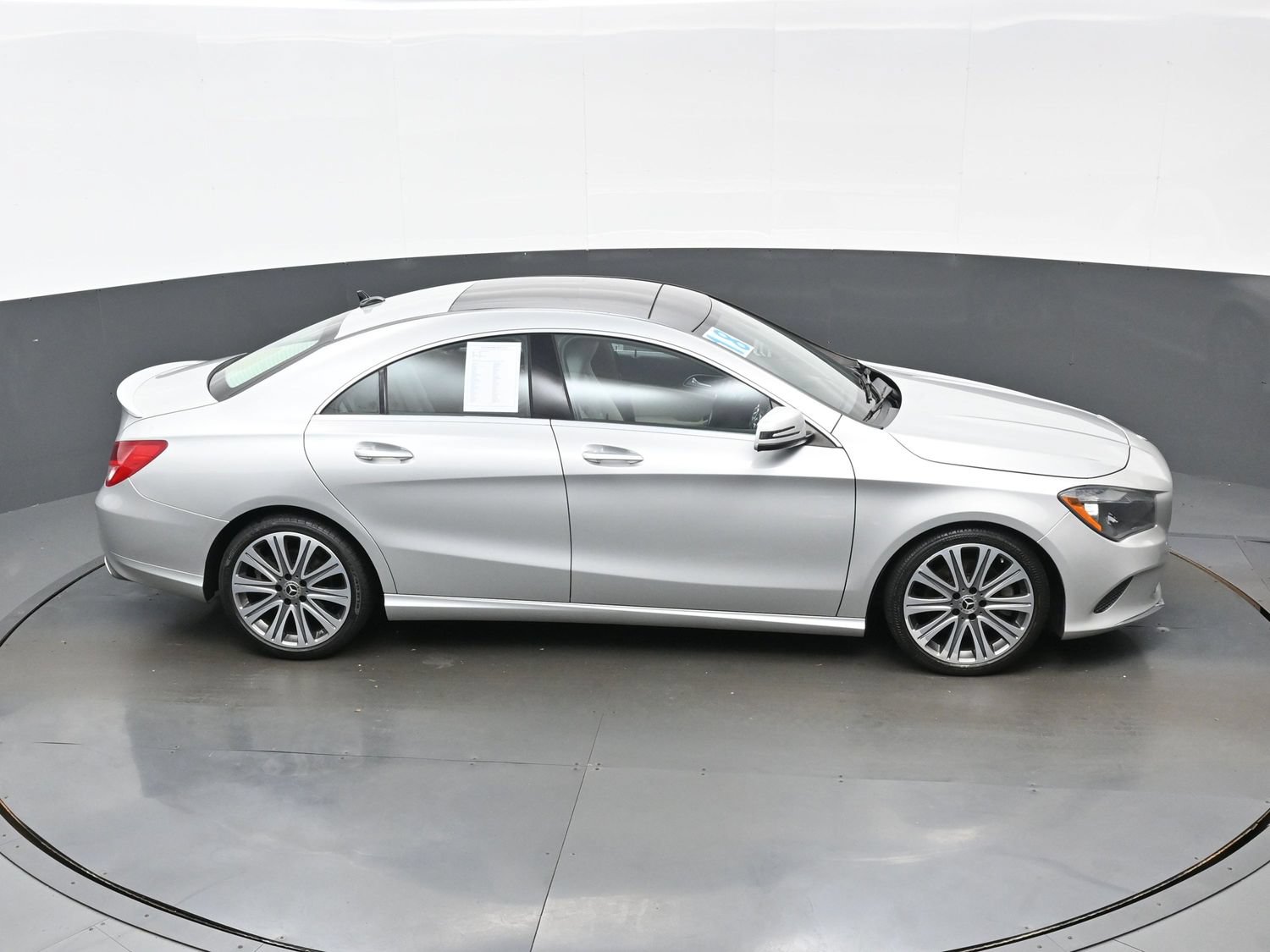 Used 2018 Mercedes-Benz CLA 250 image 35