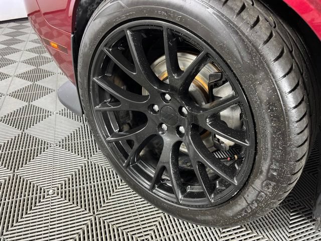 Used 2017 Dodge Challenger R/T Plus RWD image 13