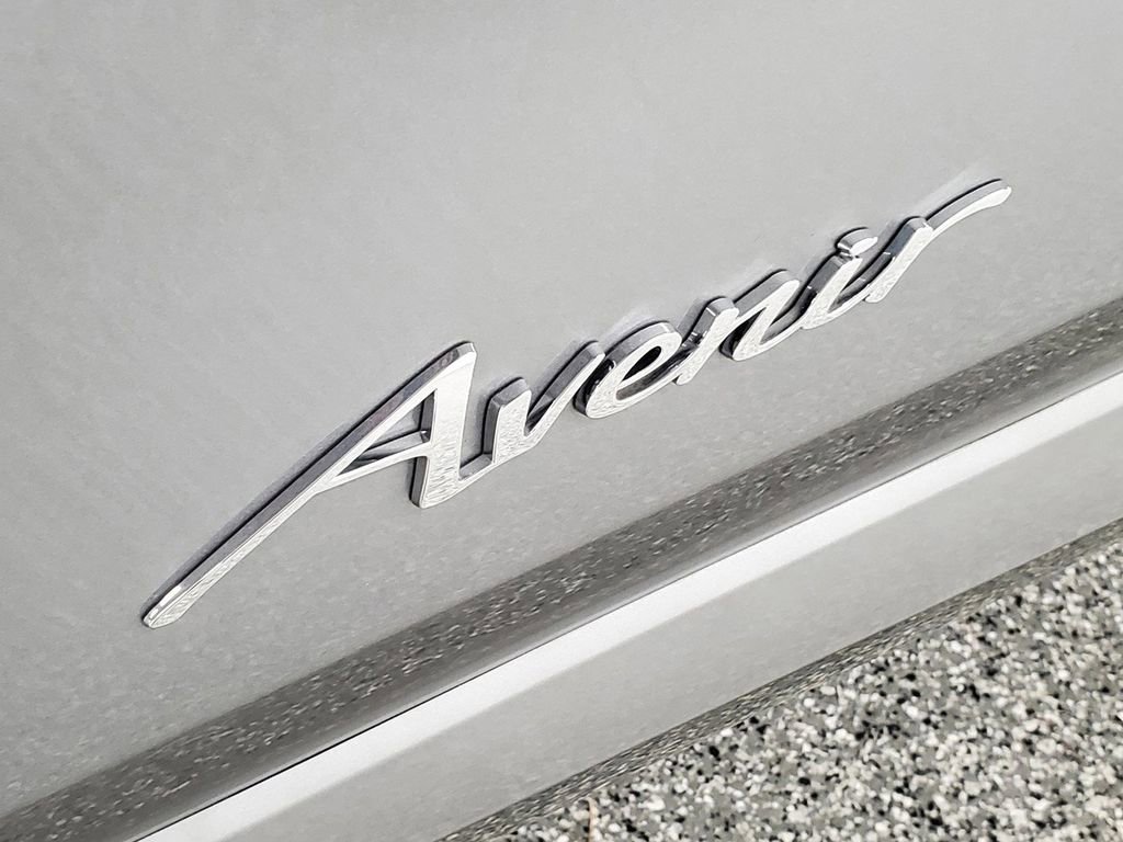 Used 2024 Buick Encore GX Avenir w/ Avenir Convenience Package image 28