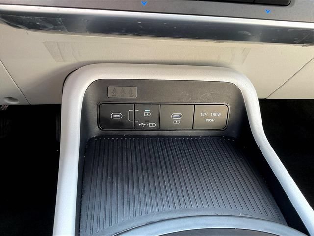 Used 2025 Hyundai Kona SEL FWD image 17
