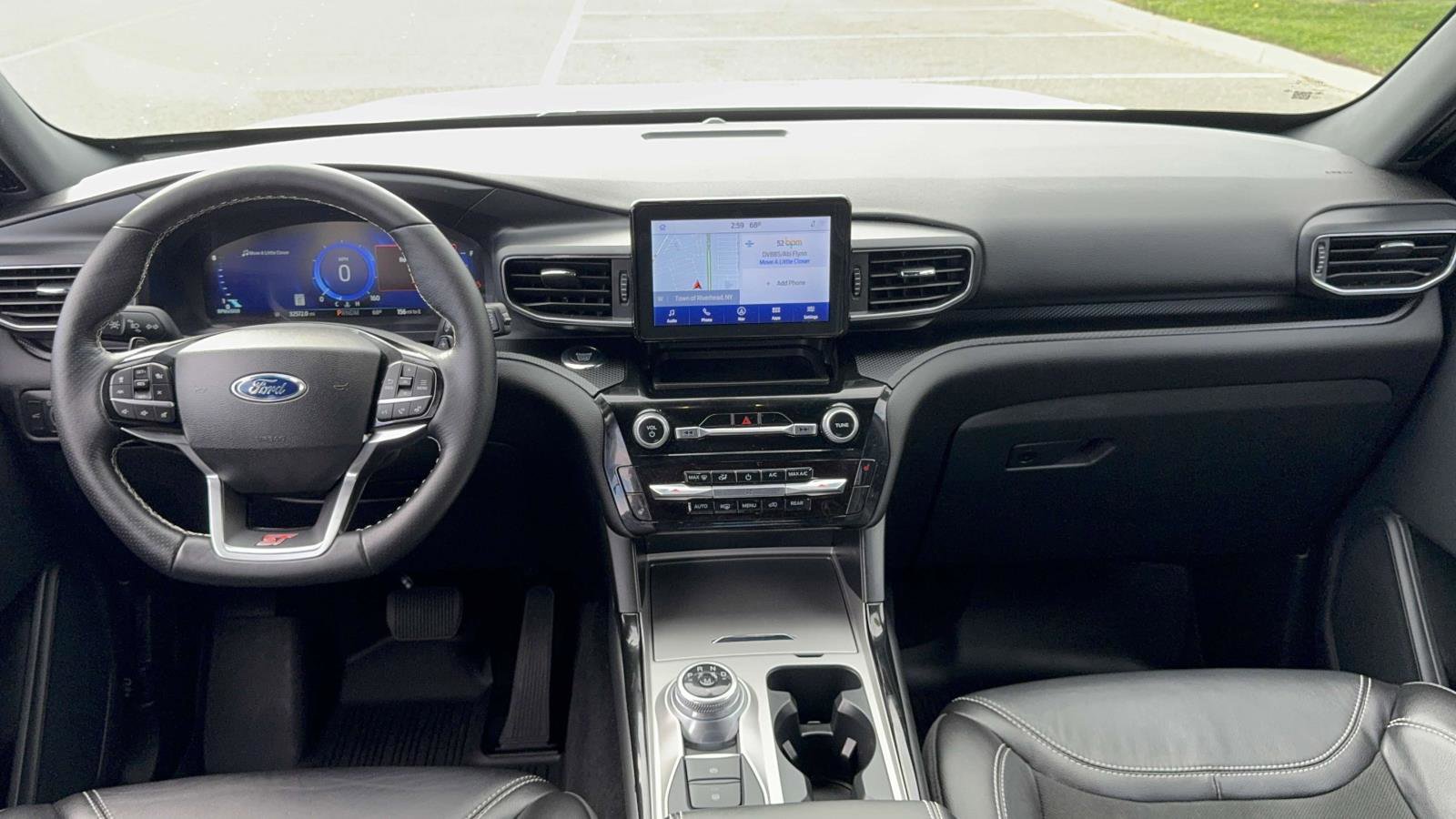 Certified 2022 Ford Explorer ST w/ ST Street Pack image 11