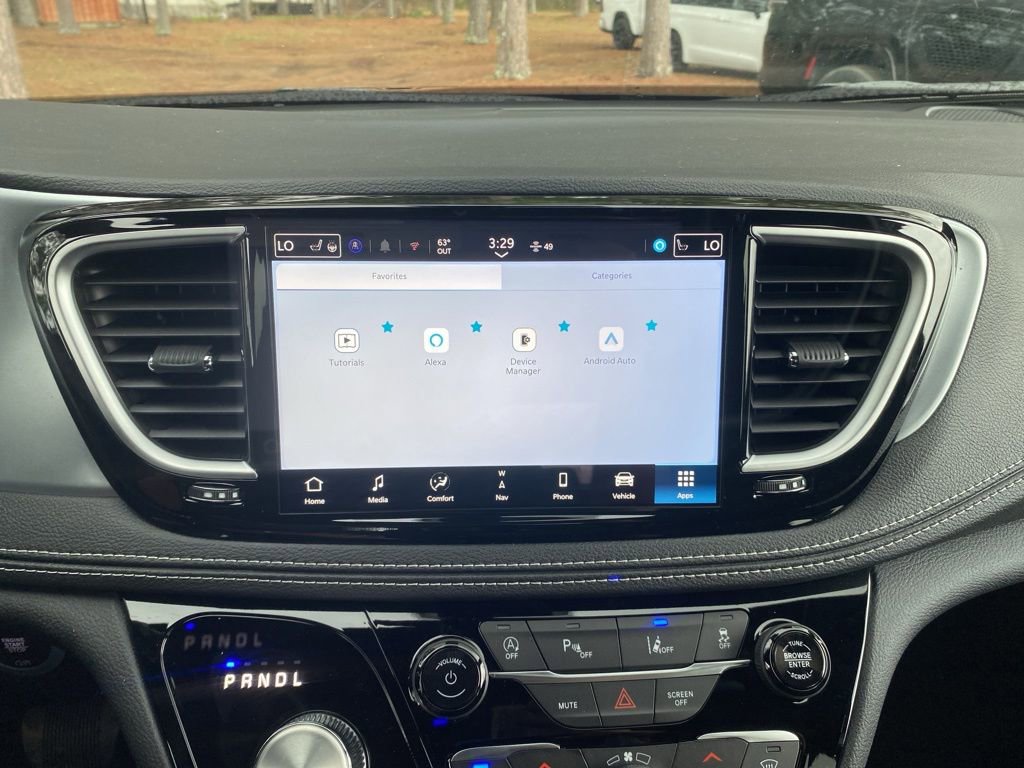 New 2026 Chrysler Pacifica Limited w/ S Appearance Package image 39