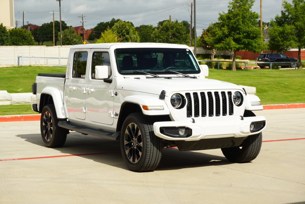 Used 2023 Jeep Gladiator Overland AWD/4WD image 6