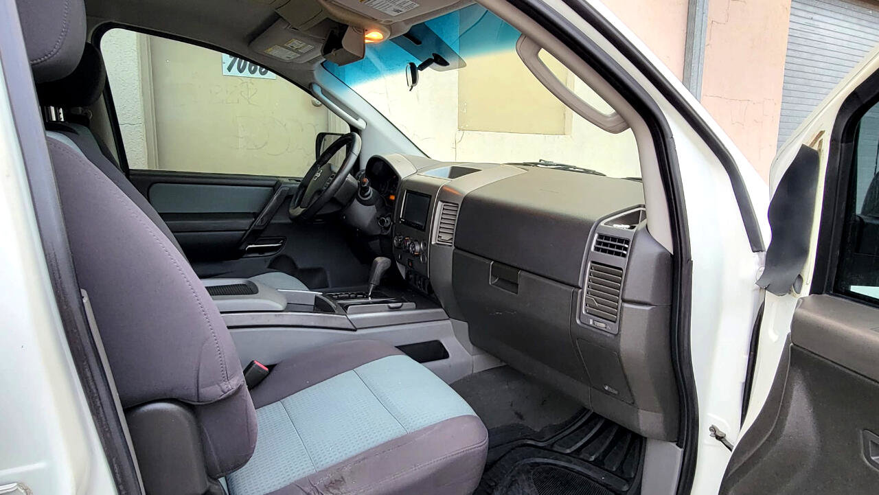Used 2007 Nissan Titan SE image 26