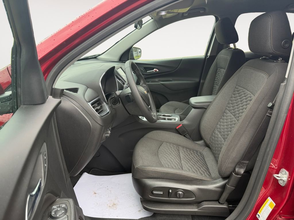 Used 2021 Chevrolet Equinox LT image 13