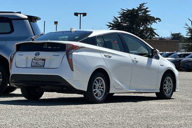Used 2016 Toyota Prius Two image 4