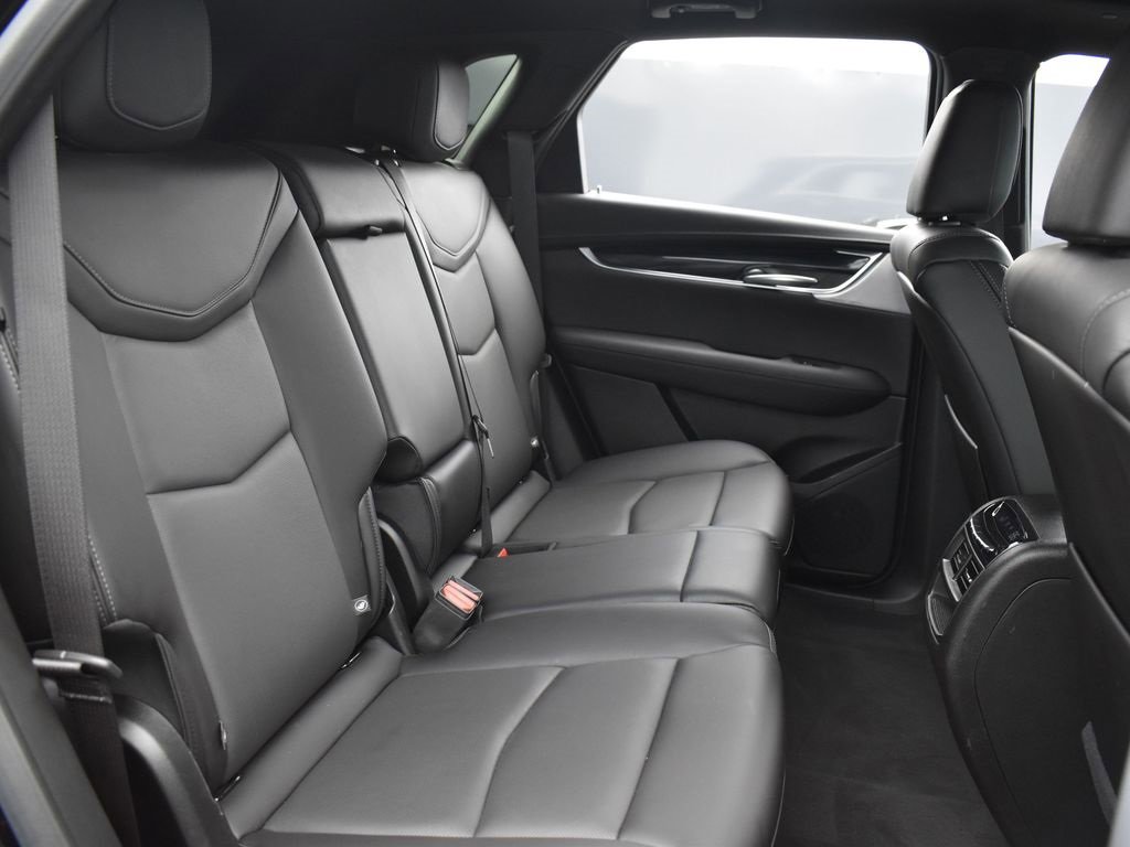 Certified 2024 Cadillac XT5 Premium Luxury w/ Technology Package image 33