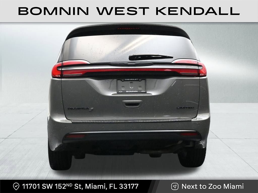 Used 2022 Chrysler Pacifica Limited w/ S Appearance Package image 24