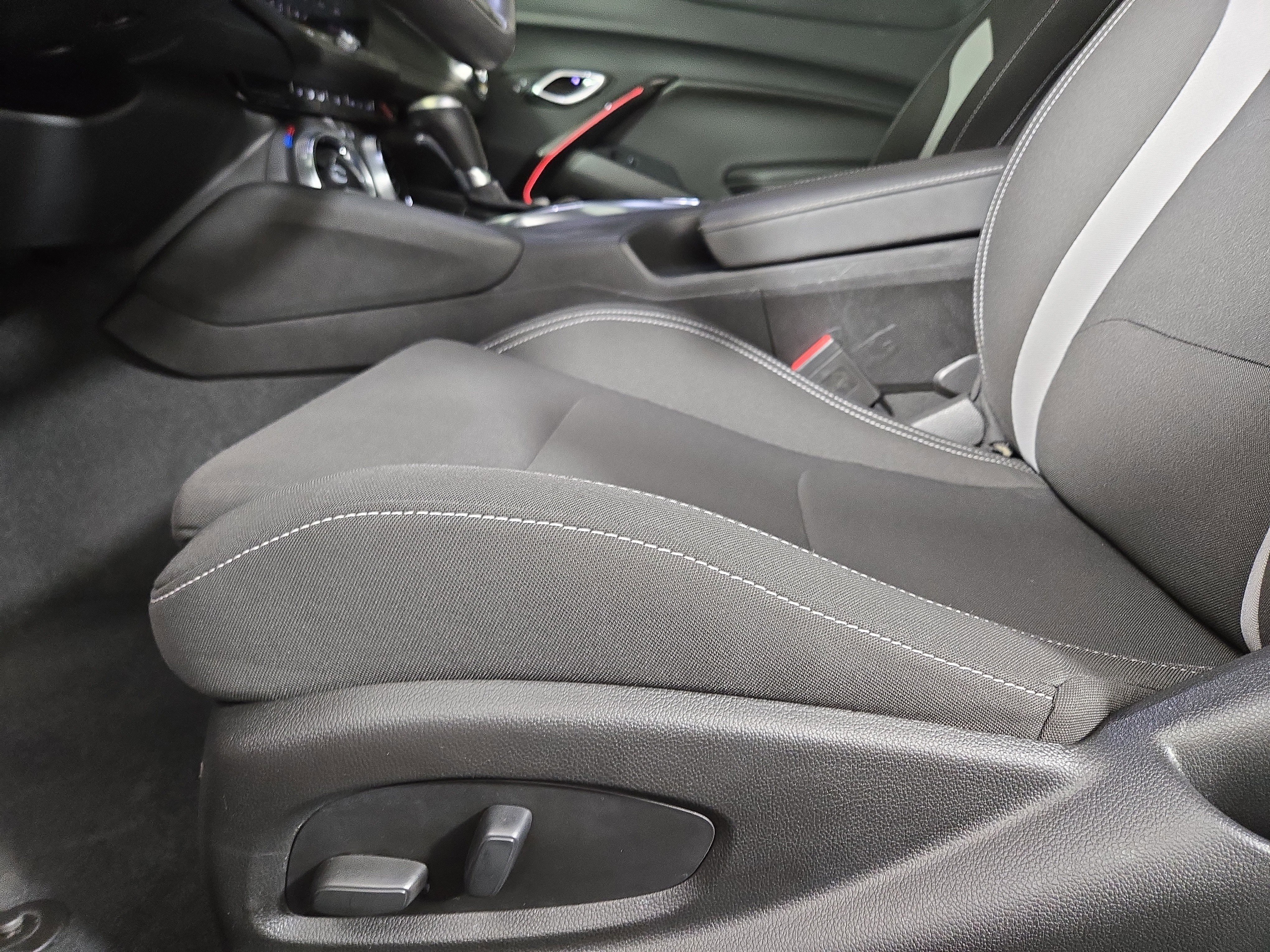 Certified 2023 Chevrolet Camaro SS image 29