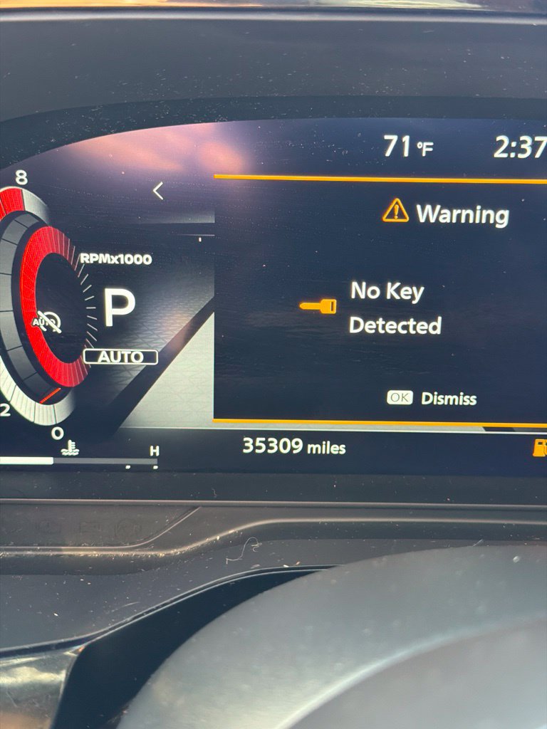 Used 2023 Nissan Pathfinder Platinum AWD/4WD image 22