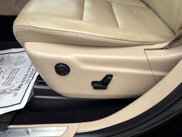 Used 2019 Jeep Grand Cherokee Limited AWD/4WD image 17