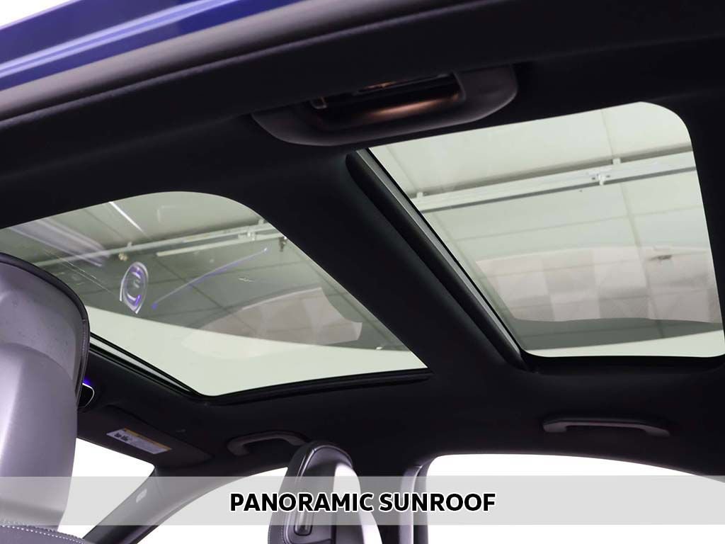 Used 2023 Mercedes-Benz C 43 AMG 4MATIC Sedan image 4