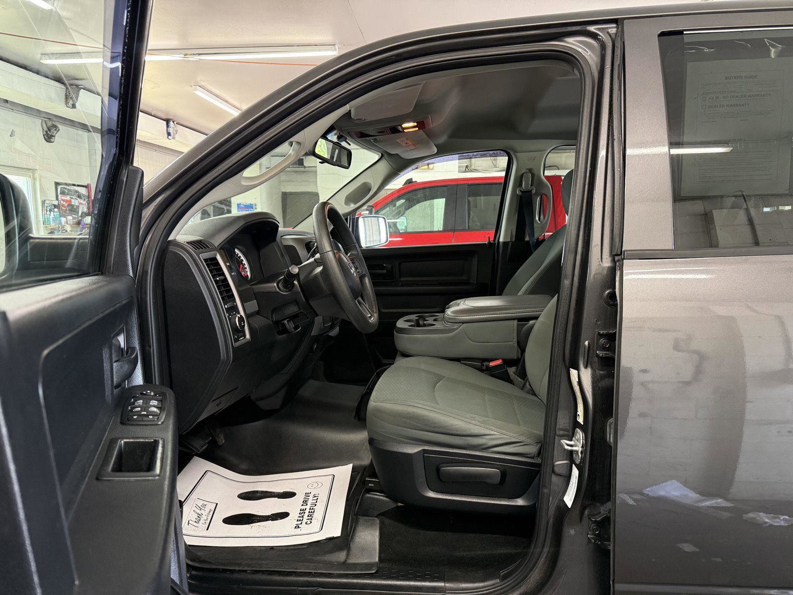 Used 2014 RAM 1500 Express AWD/4WD image 13