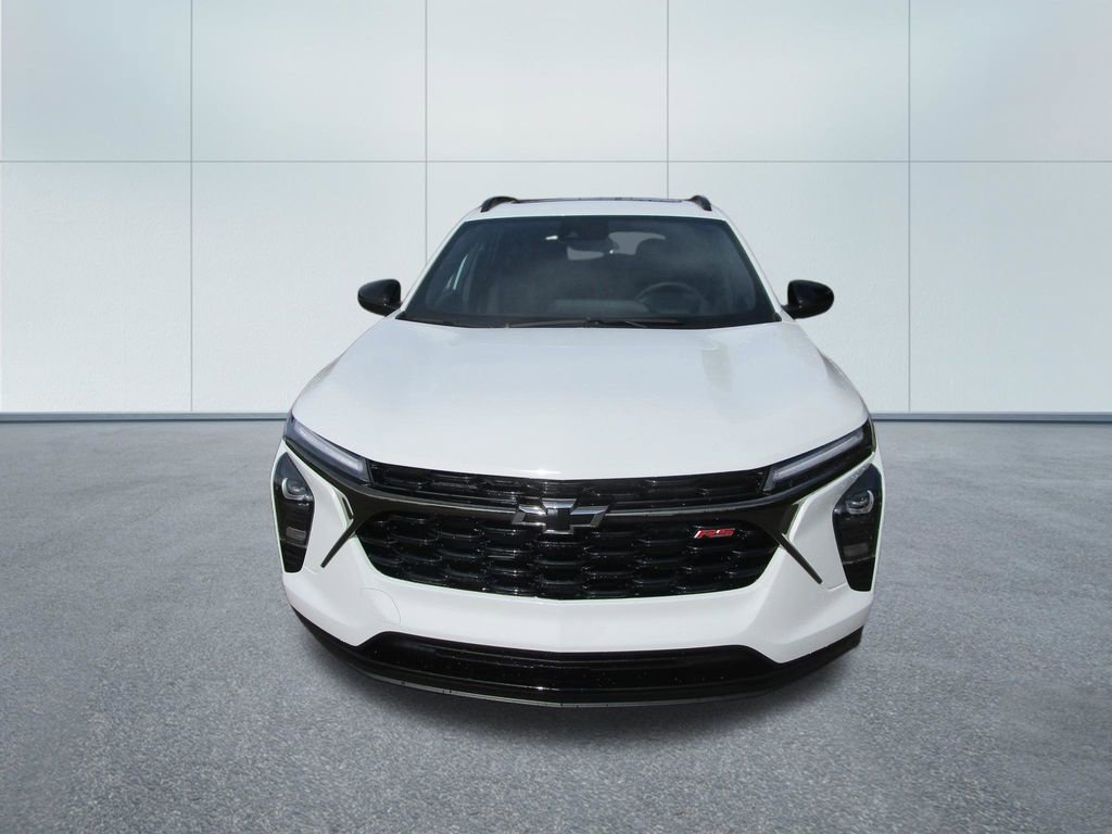 New 2026 Chevrolet Trax RS w/ Sunroof Package FWD image 5