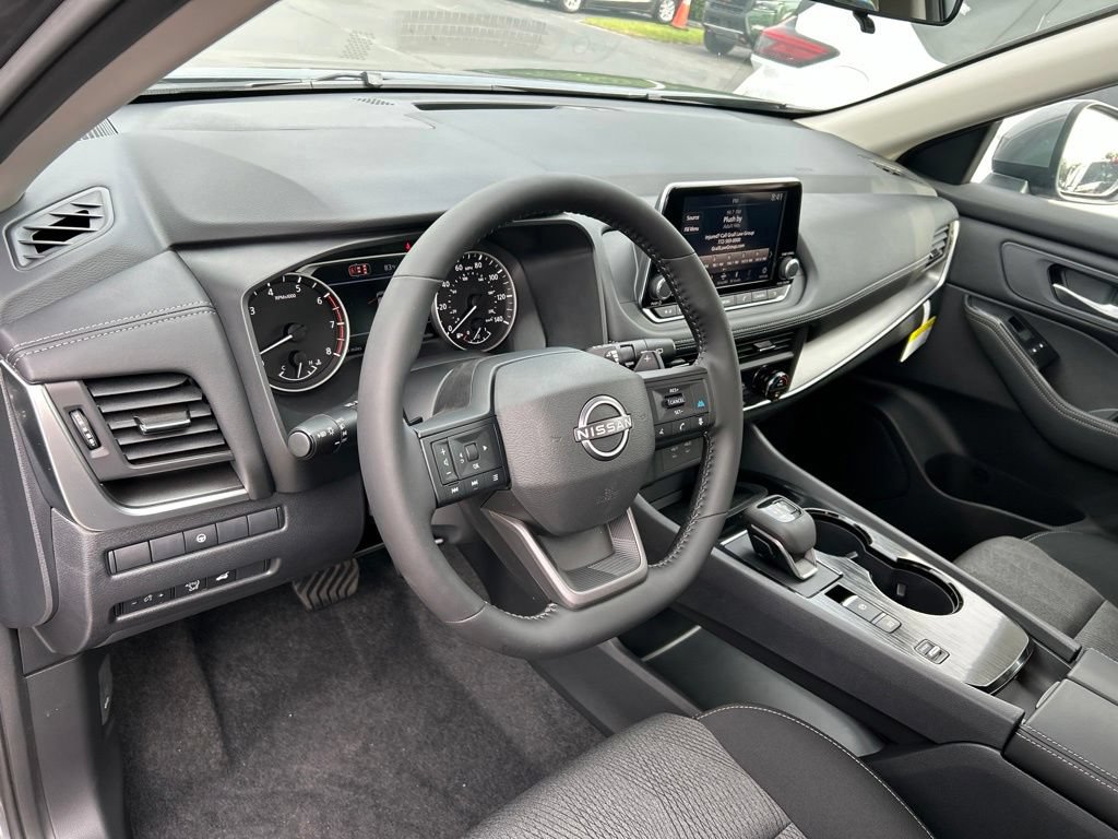 New 2026 Nissan Rogue SV FWD image 22